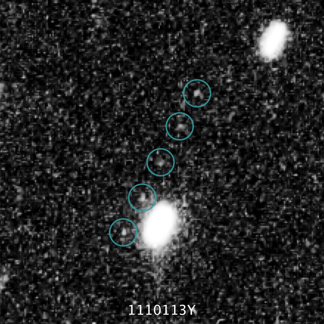 Astronomers used Hubble to spot 2014 MU69 (green circle) amid a sea of background stars. (Credit: NASA, ESA, SwRI, JHU/APL, and the New Horizons KBO Search Team)