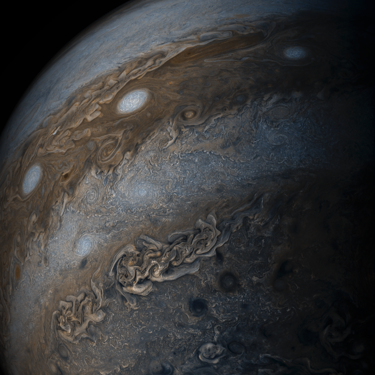 Another stunner from the Juno spacecraft: Jupiter's giant cloud bands and 'String of Pearls'
