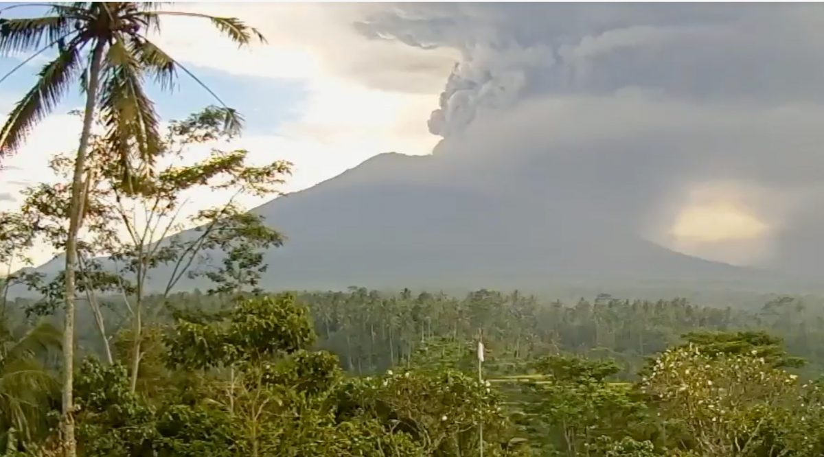 Lava Reaches the Surface at Indonesia's Agung as Eruptions Continue