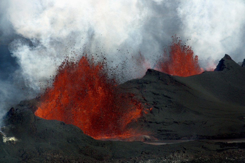 The 2014 Holuhraun eruption near Barðarbunga in Iceland. Wikimedia Commons.