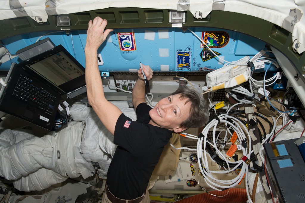 Whitson in her (former) native environment aboard the ISS on Expedition 50. (Credit: NASA)