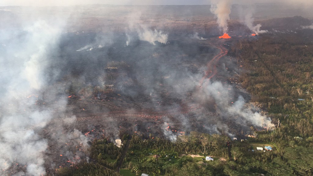 Lava Flows and Fountains Continue To Pave Kilauea's Slopes