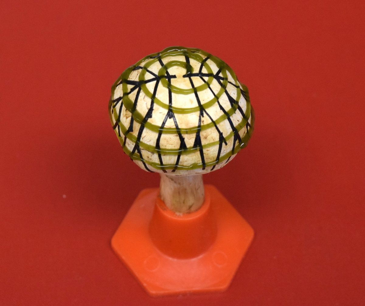 With 3D-Printed Bacteria, This Bionic Mushroom Turns Light Into Electricity